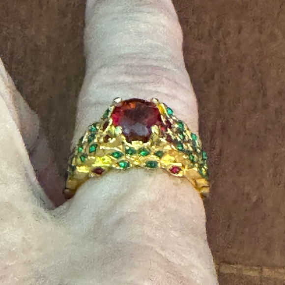 Bohemian Ruby, Lab, Micro-Encrusted stones Colorful Yellow Gold Color Leaf Ring - Picture 9 of 13